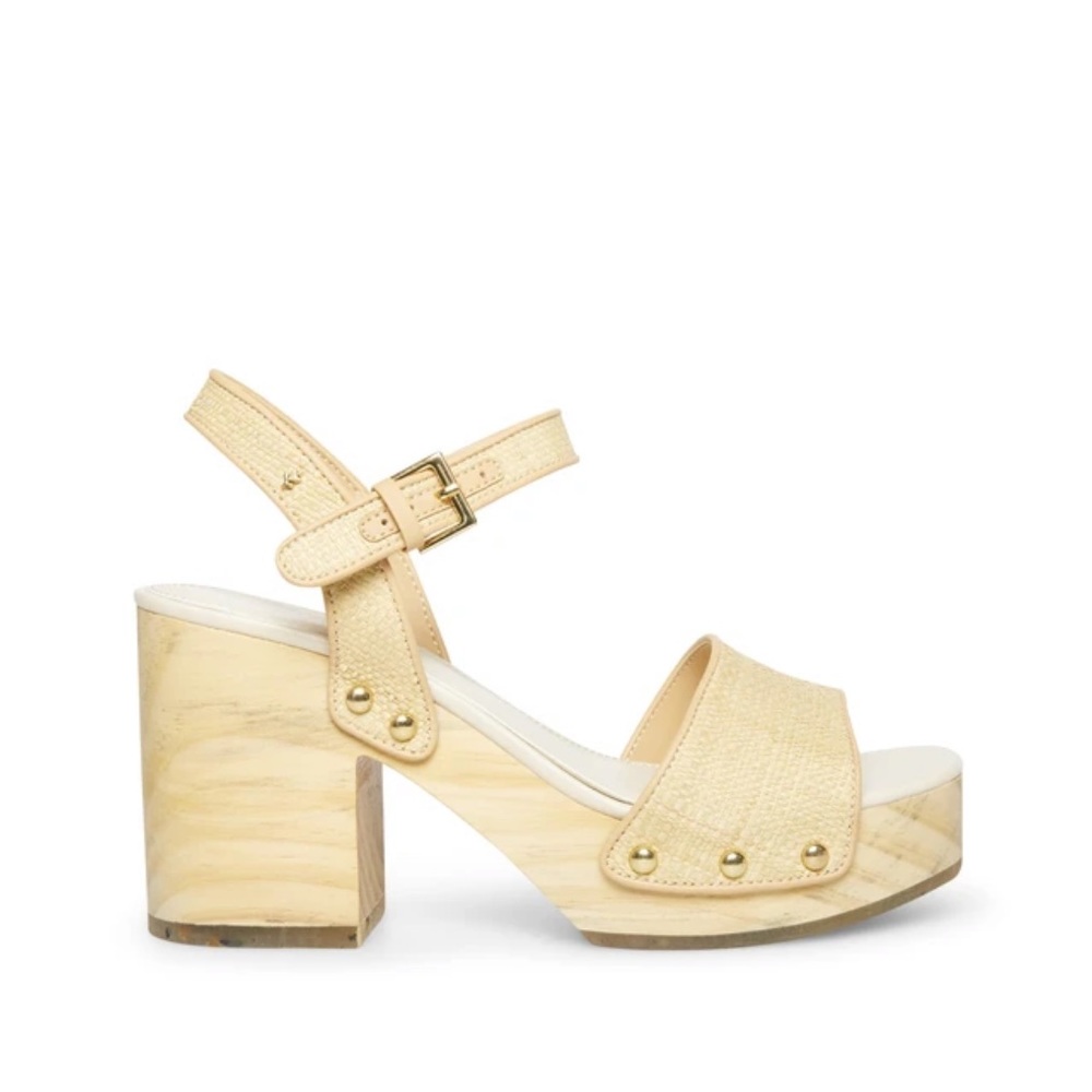 Steve Madden Beige Wedge Sandals